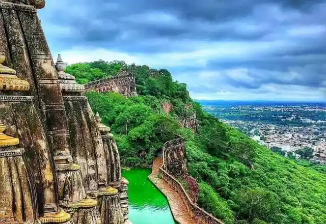 chittorgarh fort